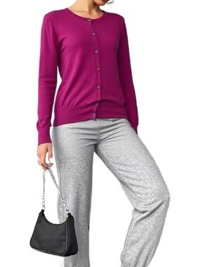 GAP Button-Up Crewneck Cardigan in Bright Magenta Size Small